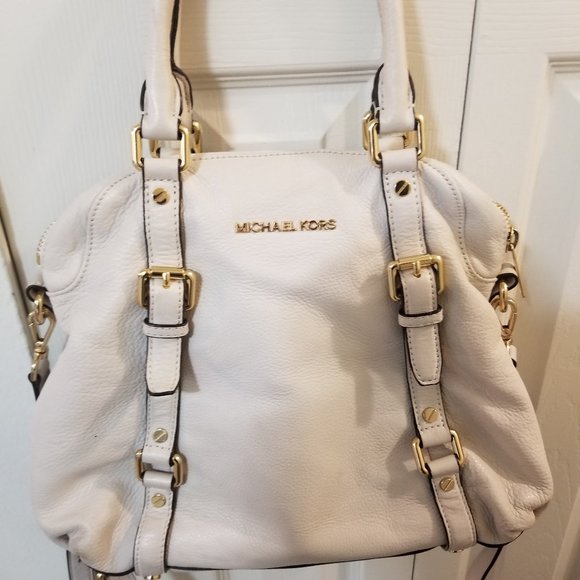 MICHAEL Michael Kors Handbags - SALE Michael Kors AP-1211 Crossbody Should…